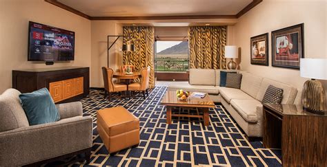 Luxury Rooms & Suites Albuquerque .
